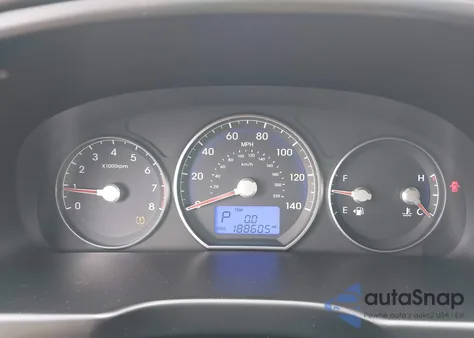 2010 Hyundai Santa Fe Gls z USA, uszkodzony, nr VIN 5NMSG3AB9AH364991